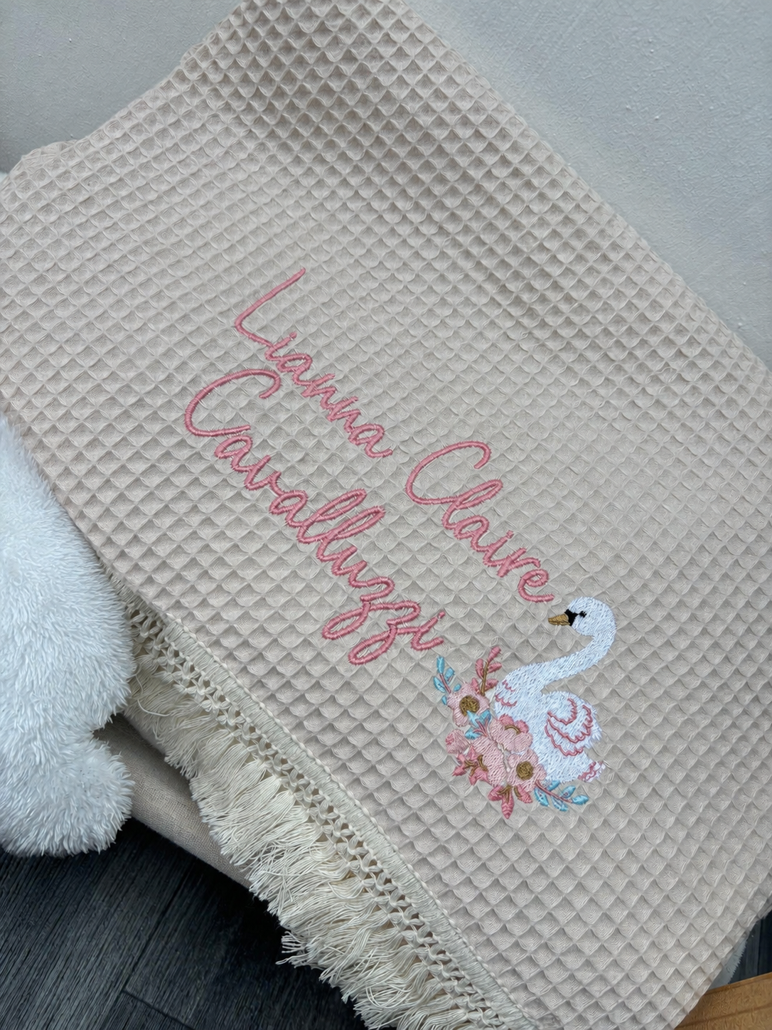 Swan Muslin Frill Blanket